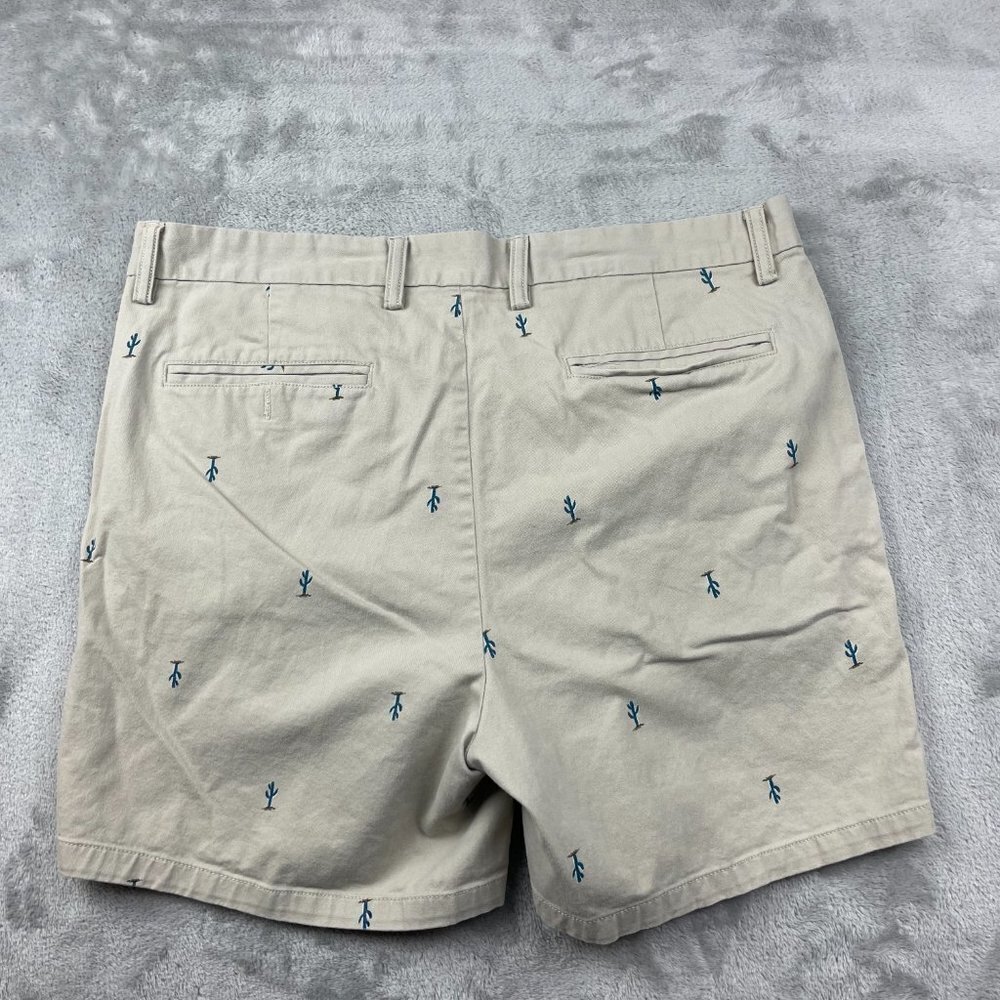 Old Navy Ultimate Slim Cactus Flat Front Shorts Men's Size 36 - Picture 8 of 8